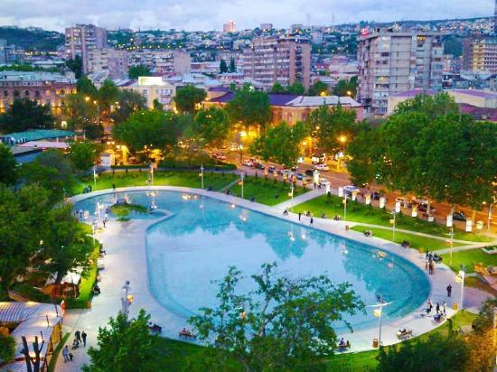 swan-lake-yerevan.jpg