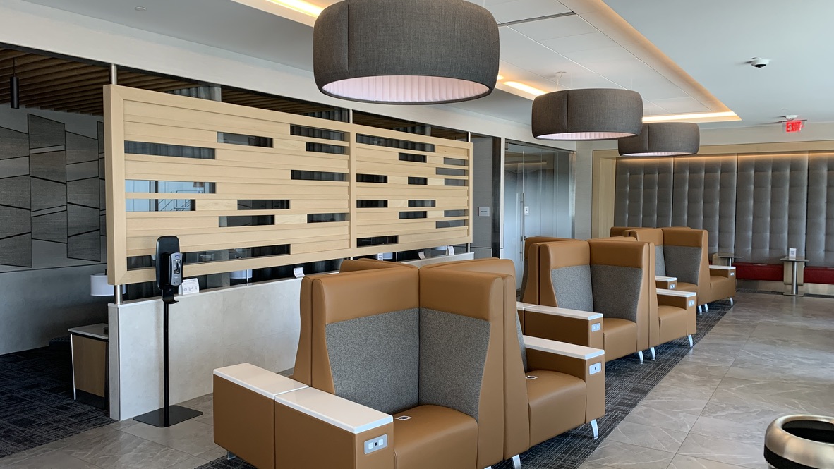 Admirals Club San Francisco - Featured Image