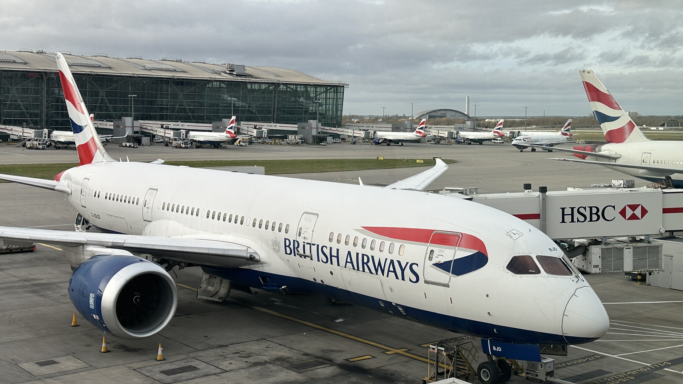 The British Airways Boeing 787-10 aircraft