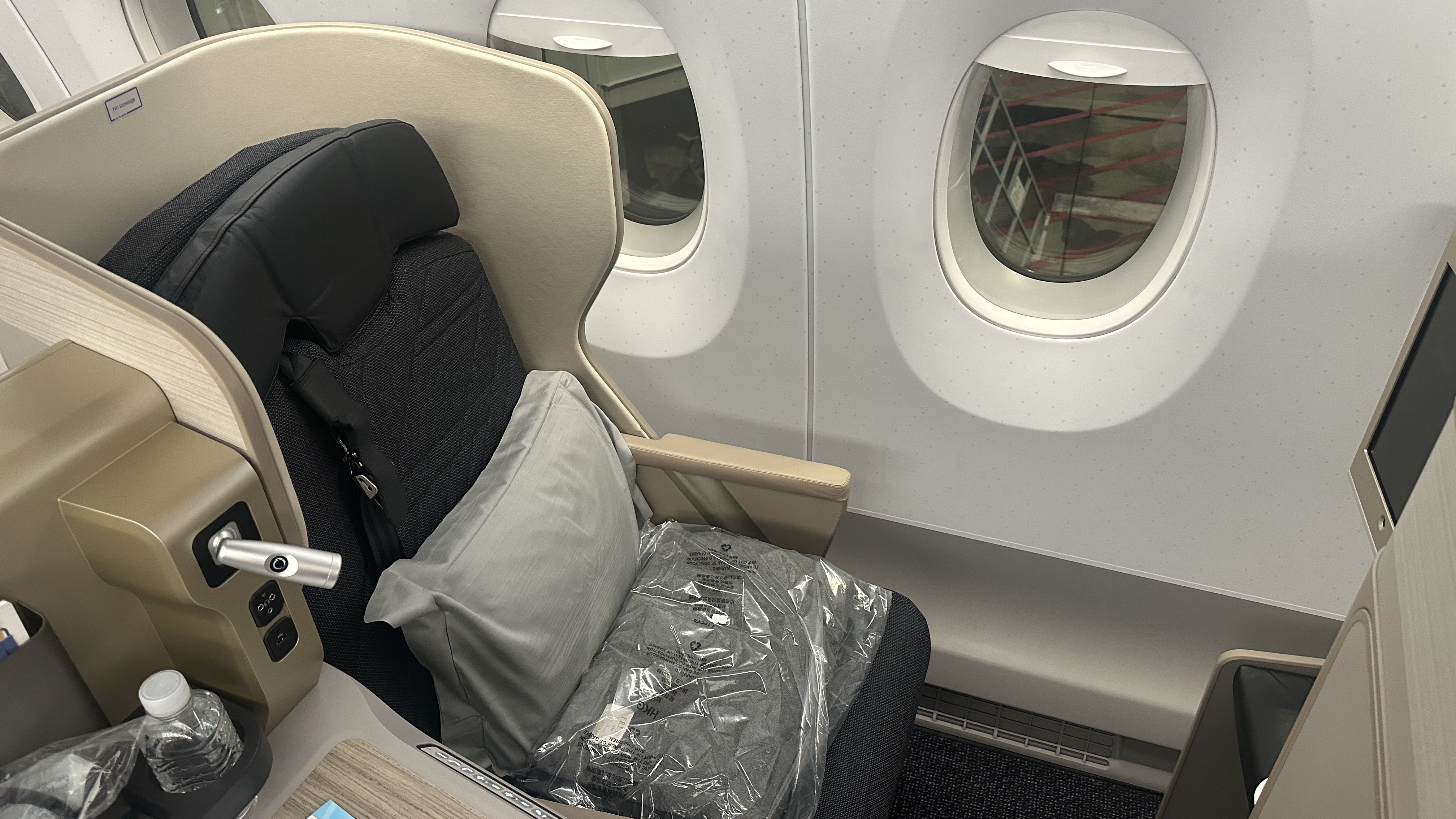 Korean Air Business Class Airbus A350-900 Prestige Class seat