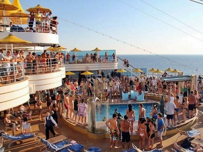 Crociere Arriva La Nave Del Sesso Trc Giornale