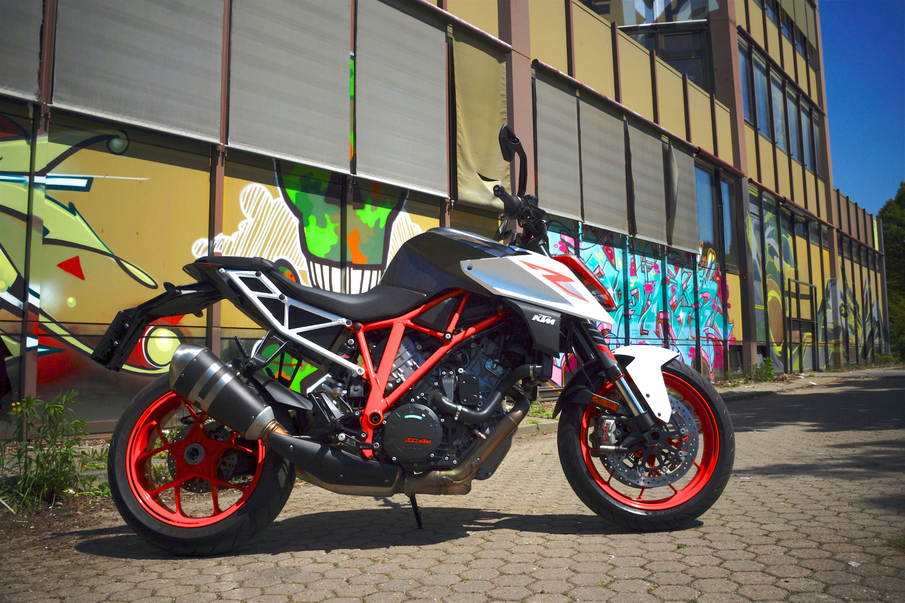 Der Fahrer der Duke sitzt auf 83,5 Zentimeter relativ hoch. © Ralf Schütze / mid / TRD Zweirad