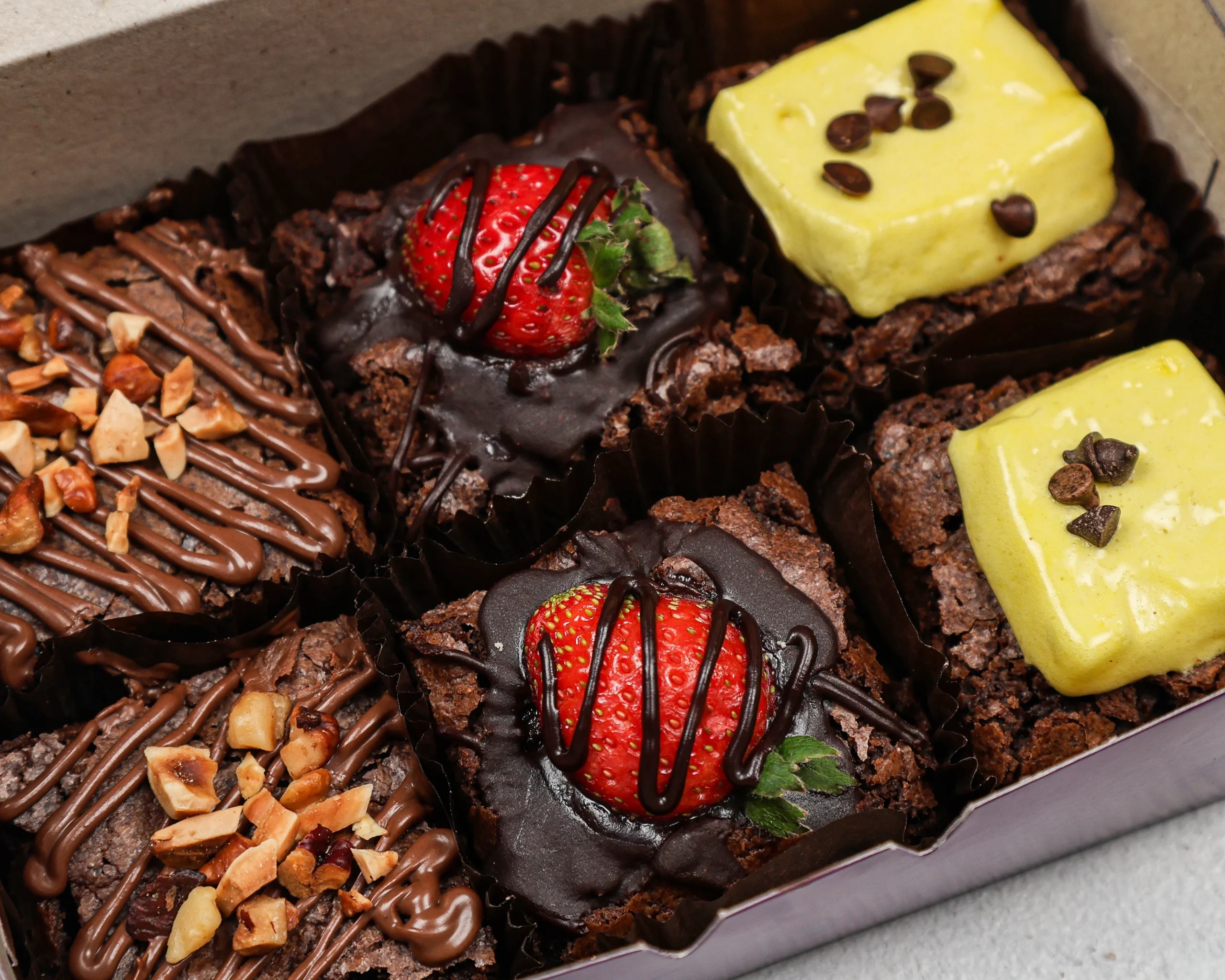 Brownie Delight (6 Brownies)