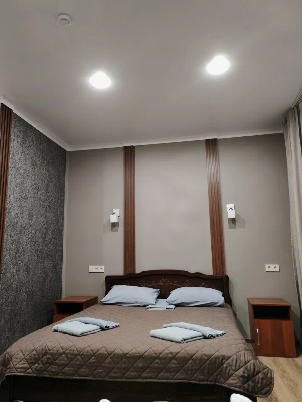 trekhall1