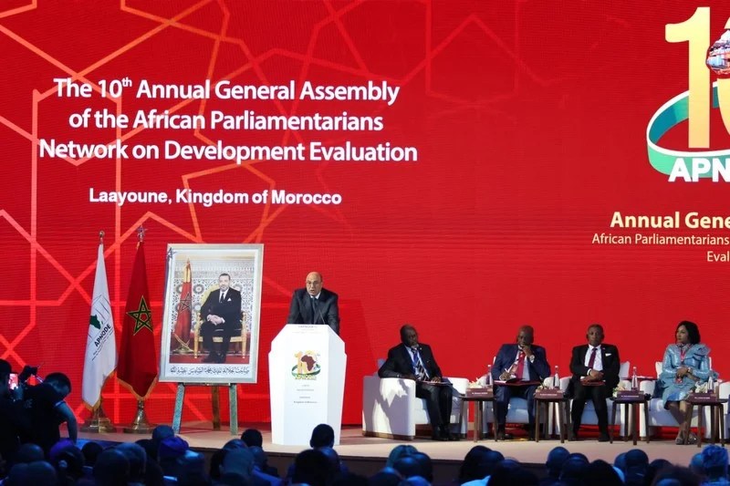 ولد الرشيد: العيون تجسد التزام إفريقيا بتعزيز ثقافة التقييم والتنمية