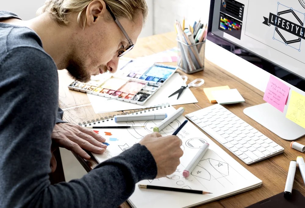 we create visual identities that reflect your brand’s personality and values. Our design team combines creativity with strategy to produce designs that make your brand stand out and leave a lasting impression.