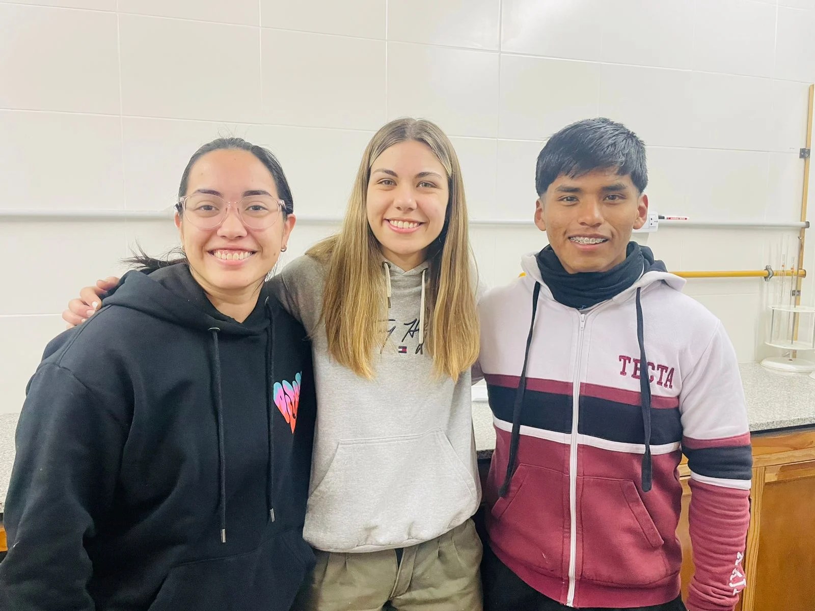 Alumnos de la Secundaria Técnica 1 en la Feria Provincial de Ciencias
