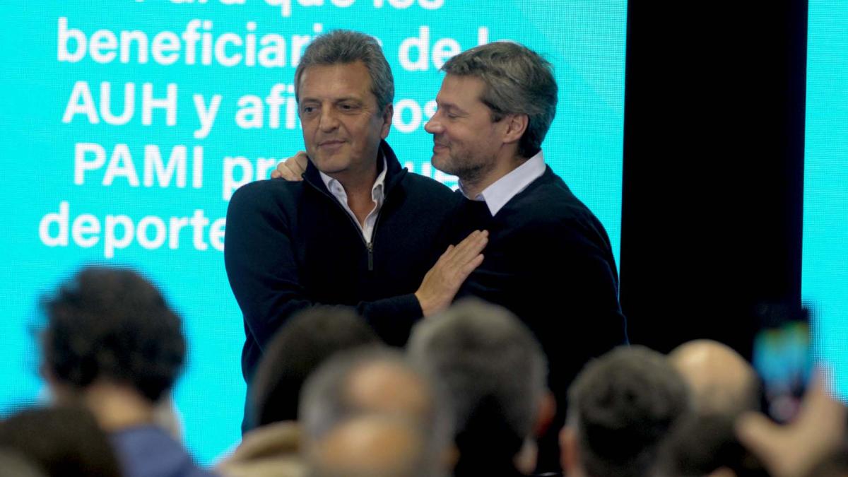 Massa enviará un proyecto para ayudar a clubes de barrio con impuesto al alcohol