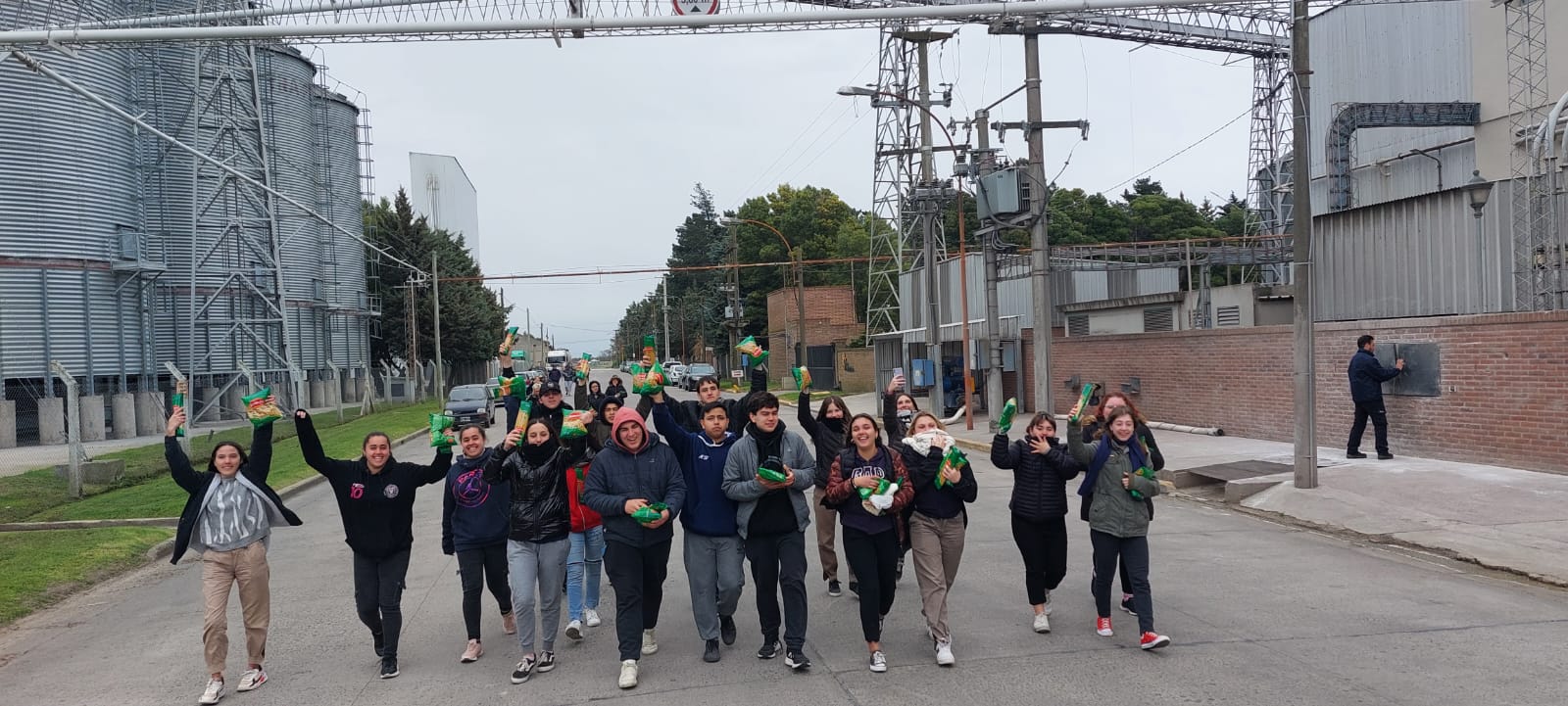 Estudiantes de Claromecó recorrieron el Parque Industrial
