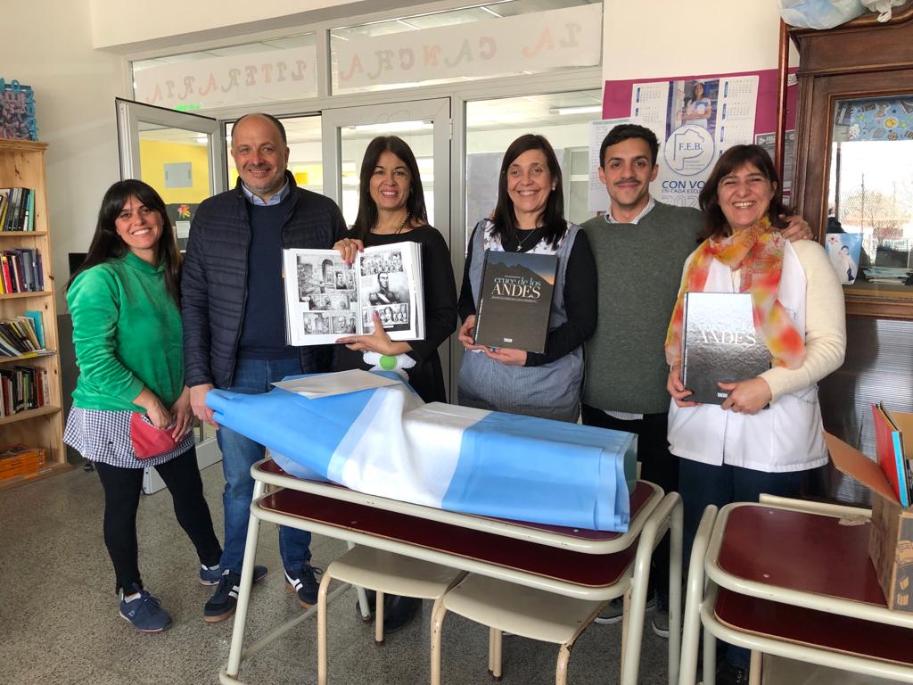 Garate en la secundaria 9: la escuela nueva es un logro para el presente y futuro del distrito