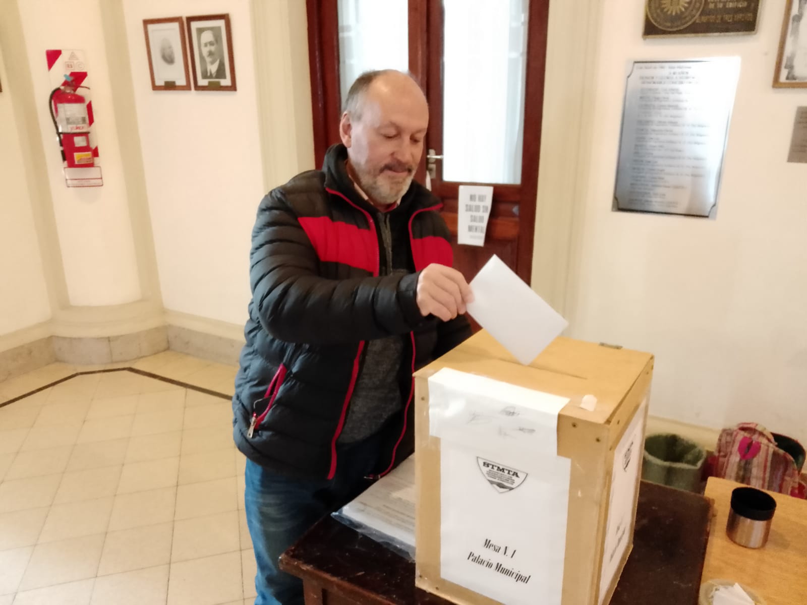 Empezó la votación de los representantes del Sindicato Municipal