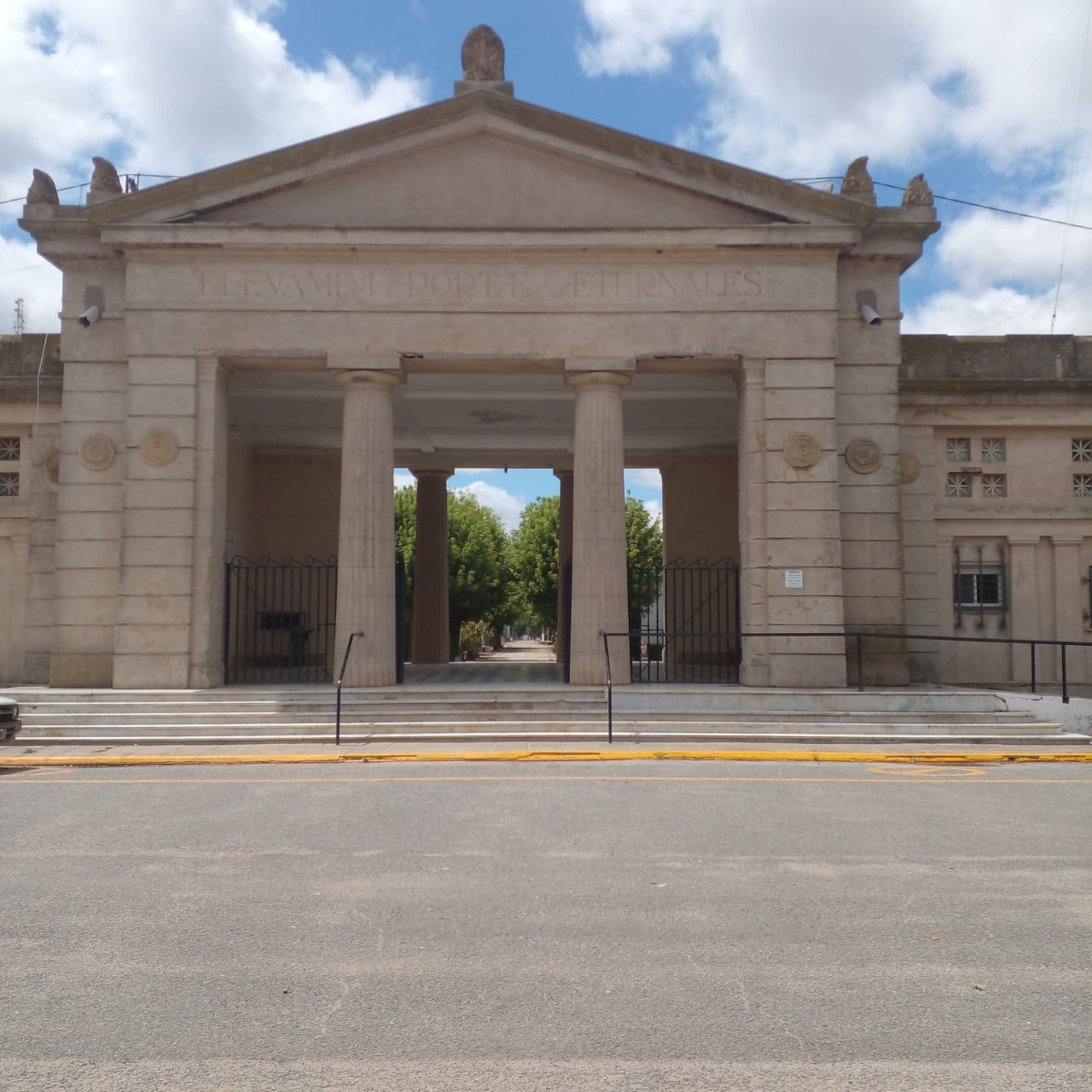 Reapertura del Cementerio Municipal