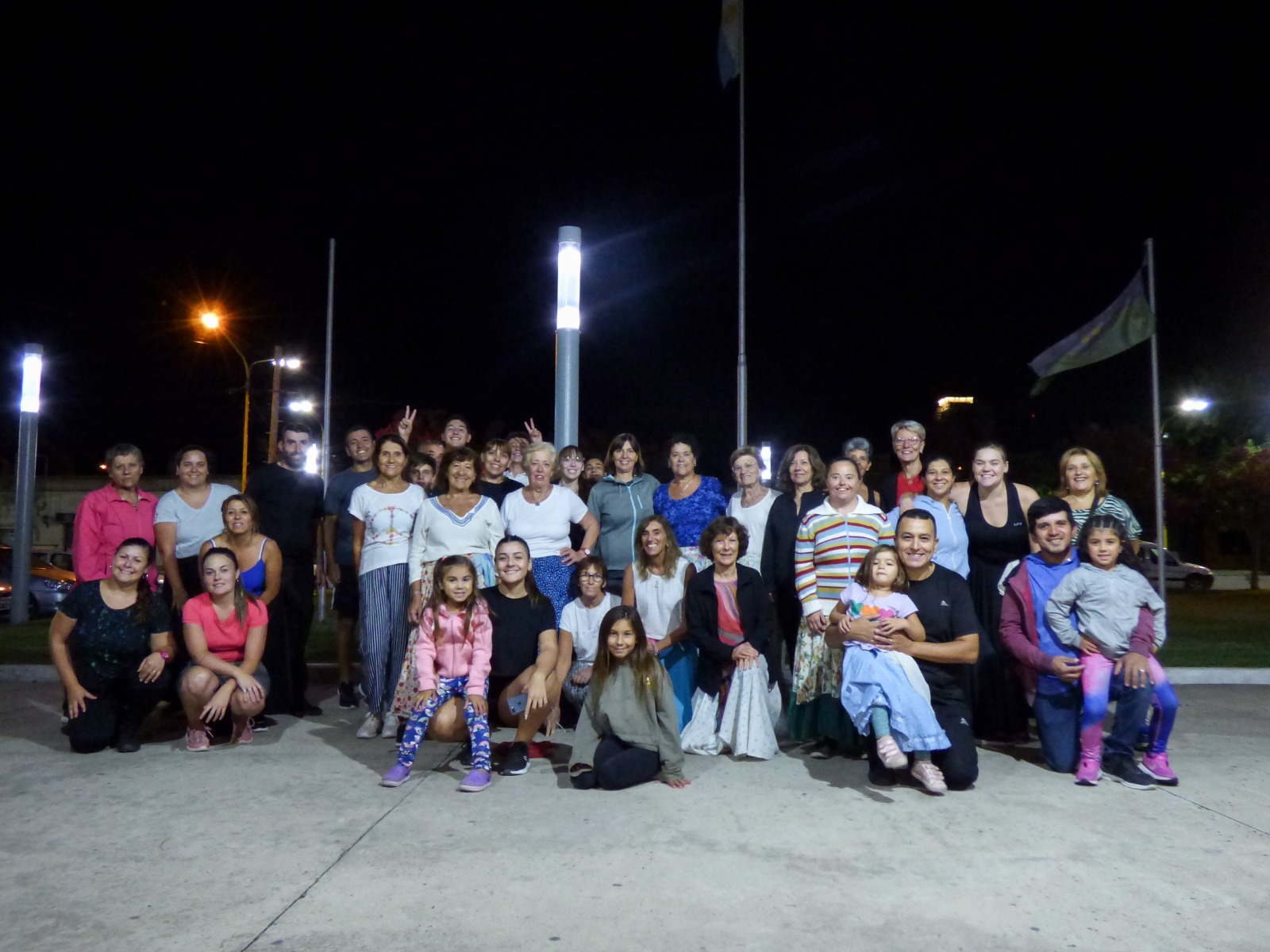 Cultura Activa edición verano – gran cierre de las clases abiertas de folklore en el CCE