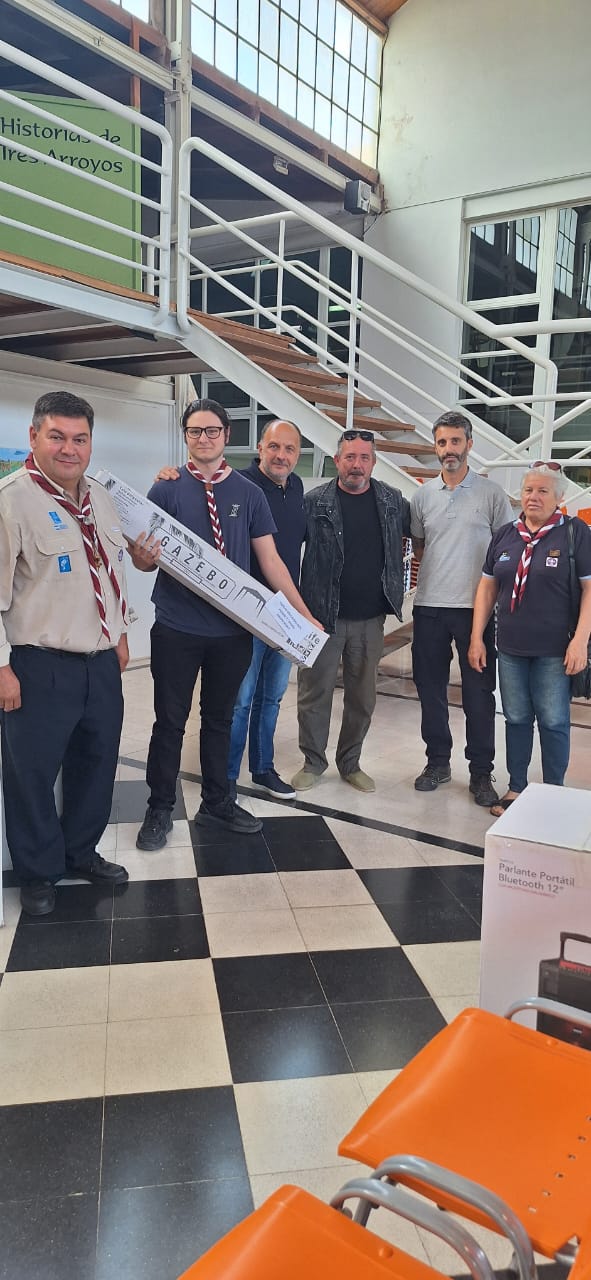 Entrega de premios de los concursos “Tapitas solidarias” y “Reciclá y ganá”