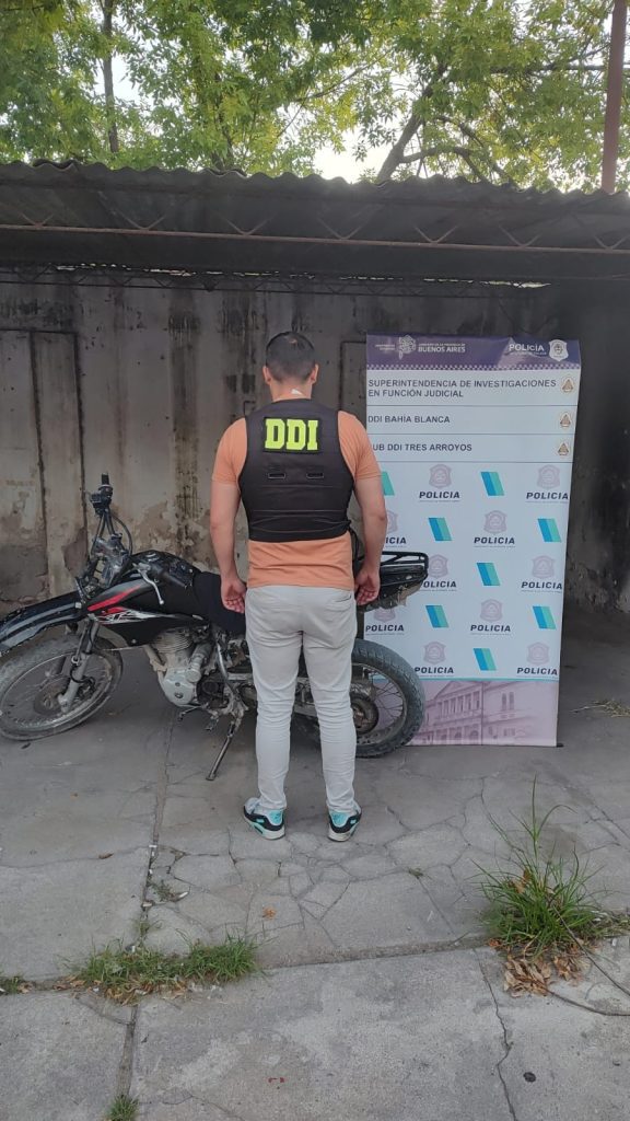 Aprehendido por encubrimiento tras ser hallado con una moto robada en Oriente