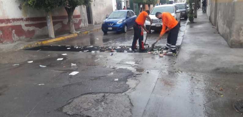 Pide Protección Civil no tirar basura en la calle ya que puede tapar coladeras