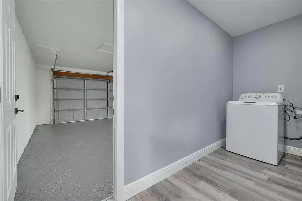 installation, accent walls, feature walls, exterior painting, interior painting. door installation.