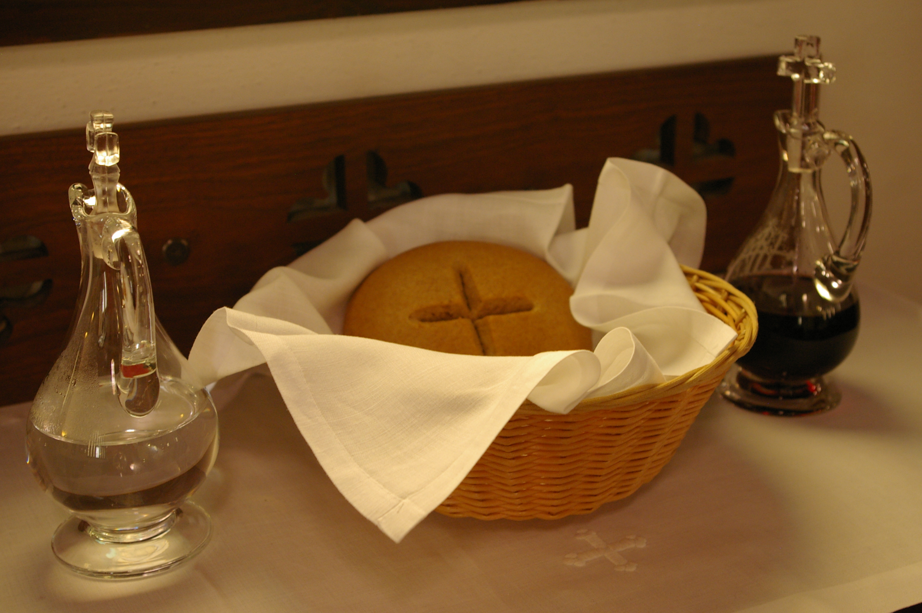 Bread Recipe Unleavened Munion Bread Recipe A 6-inch diameter circle will be adequate bread for about 40 to 50 communicants.