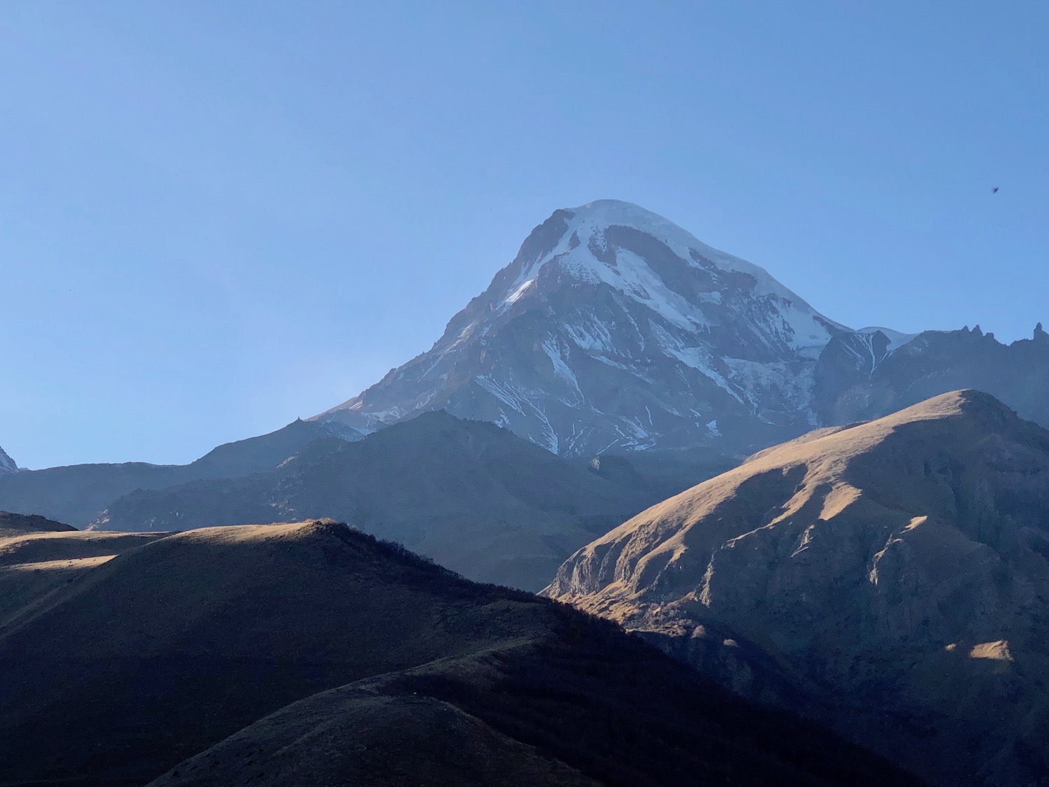 В сторону крестового перевала, можно доехать на … Puteshestvie Iz Tbilisi Na Kazbek Po Voenno Gruzinskoj Doroge Trip2geo