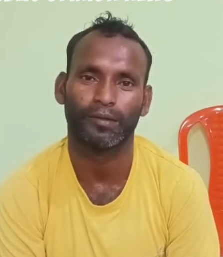 দিনে পদত্যাগ রাতে পাল্টে গেলেন পঞ্চায়েত সদস্য লিলু মিয়া! 