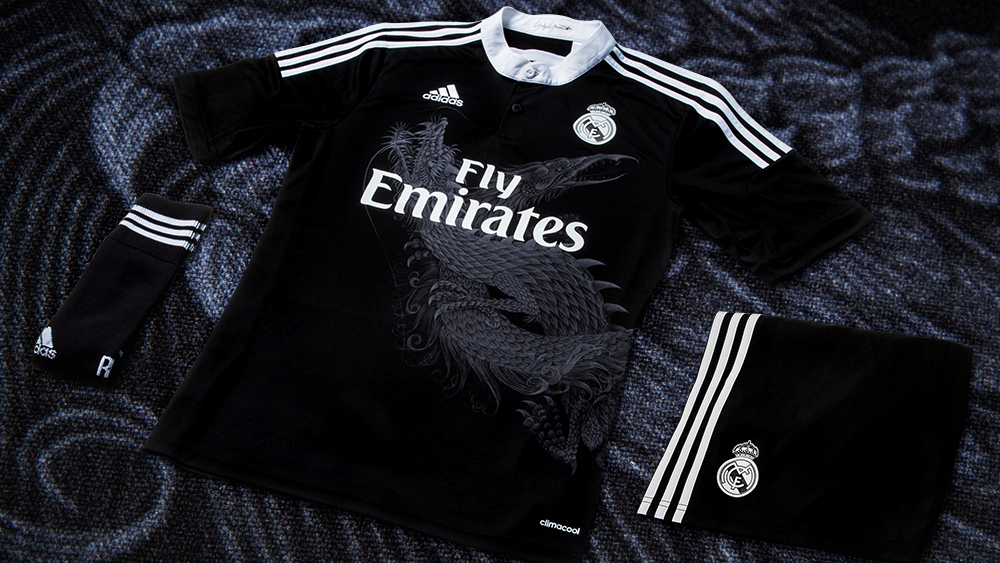 camisa do real madrid preta com rosa