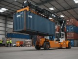 How Container Lifting Jacks Can Simplify Loading Process