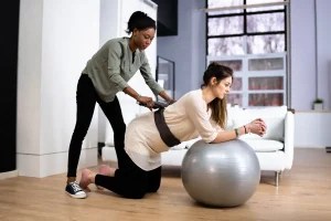 Benefits of Doula Support in Birthing Centers