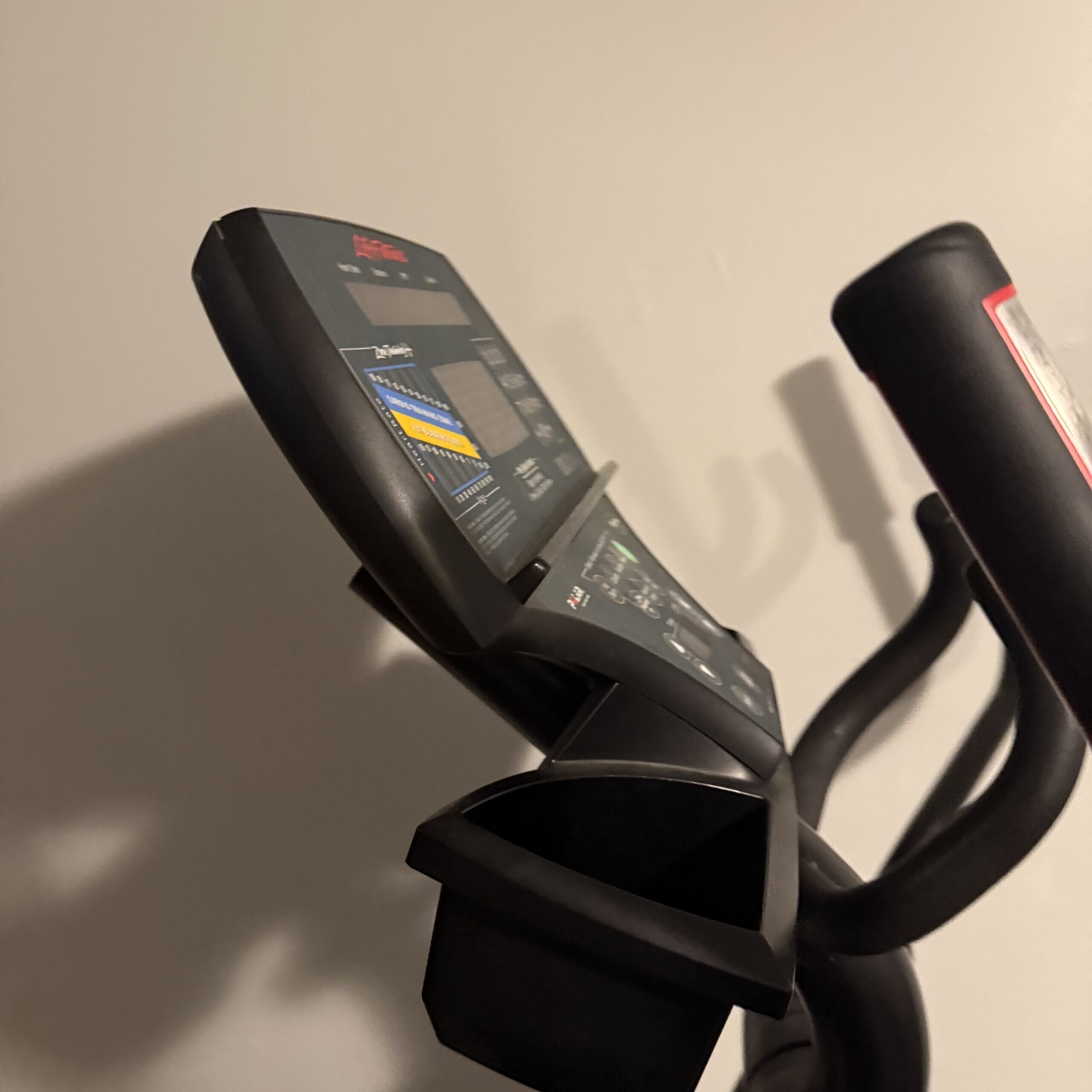 Life Fitness CT9500 Elliptical 2010 – Good Condition Fairfax