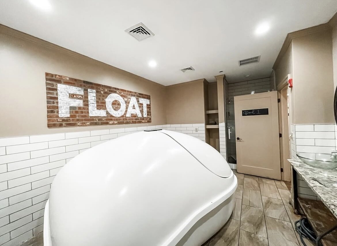 2017 Royal Spa F17081F Hot Tub Well Used but Ready to Relax You – Scranton, PA