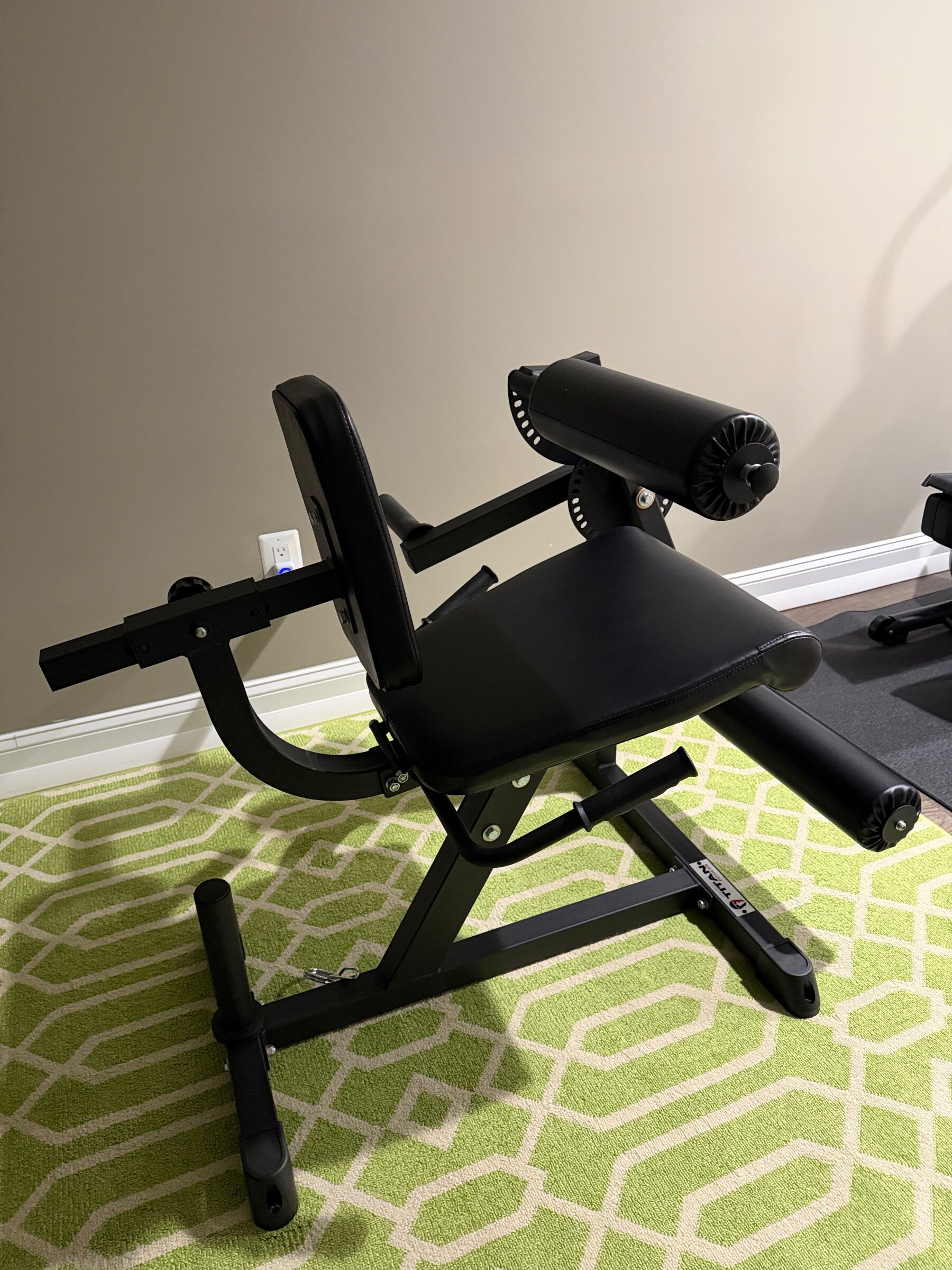 2021 Titan Cable Functional Trainer Machine 300lb Stack Good Condition – Chantilly, VA