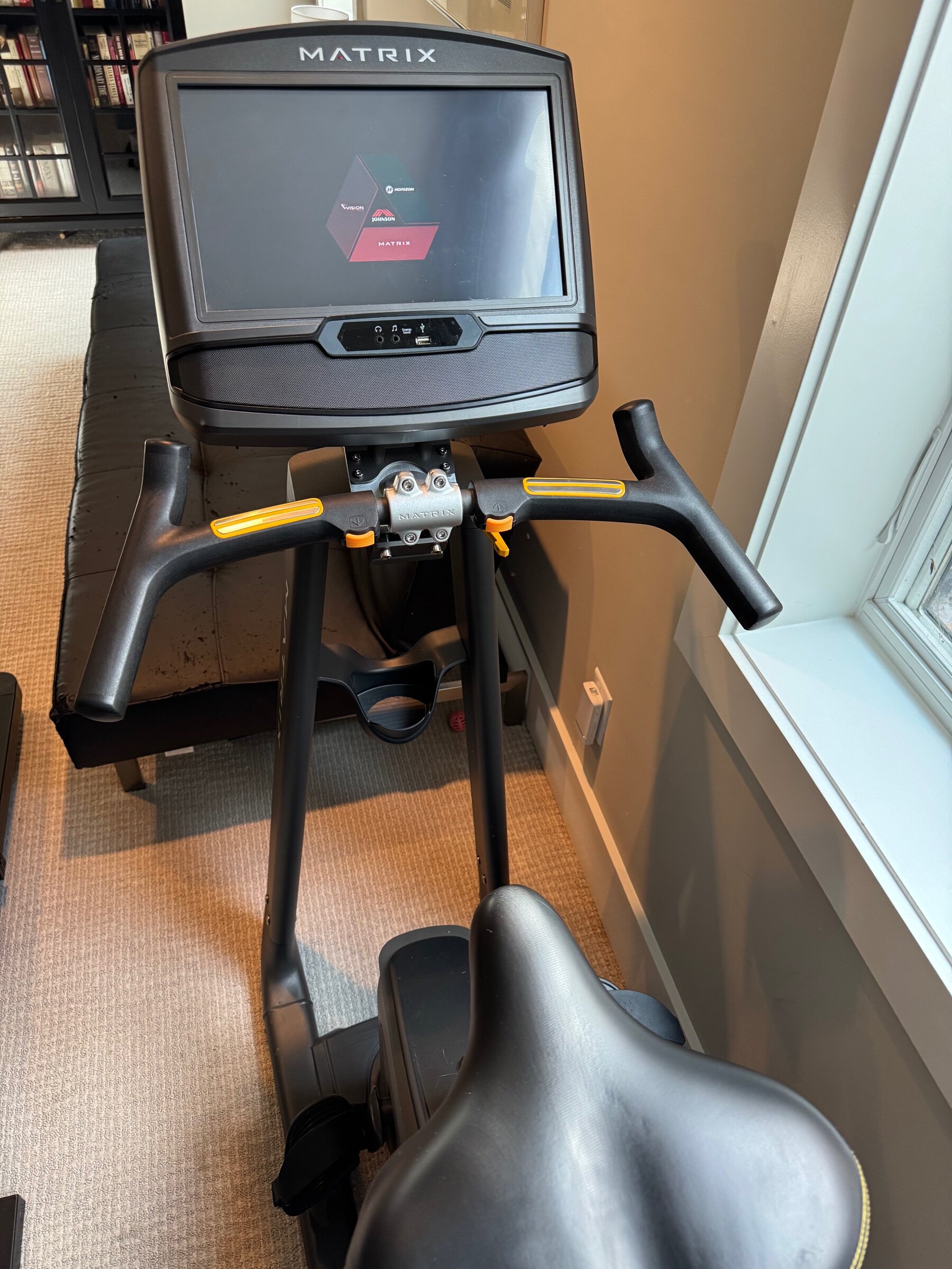 Like-New Matrix U30 Stationary Bike with XIR Console and Bluetooth – Indianapolis, IN