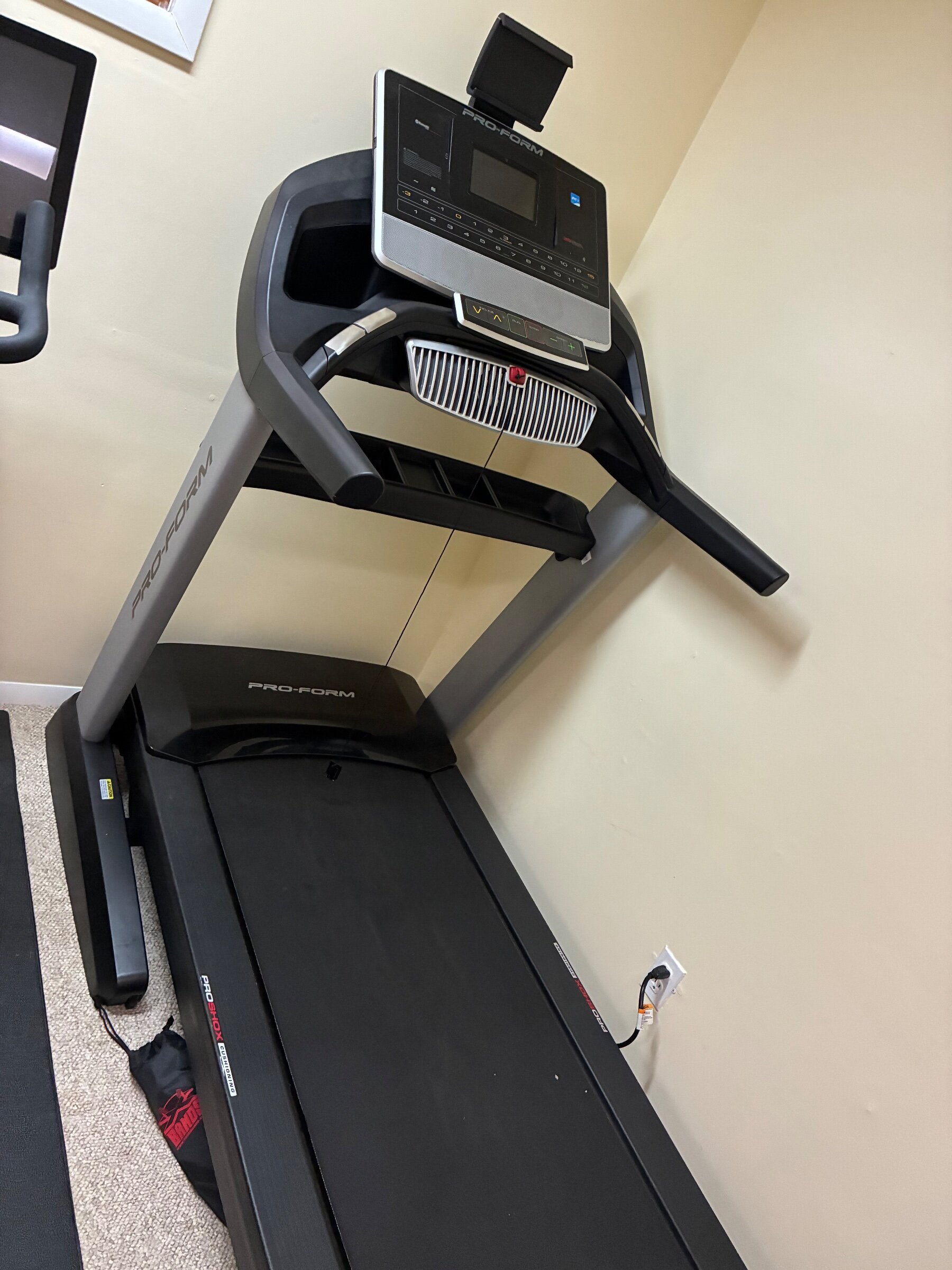 2017 Proform Folding Treadmill PF1512865 Excellent Condition with Fan – Bethesda, MD