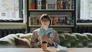 How To Start A Book Blog and Make Money