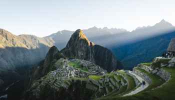 how to write a travel blog without travelling