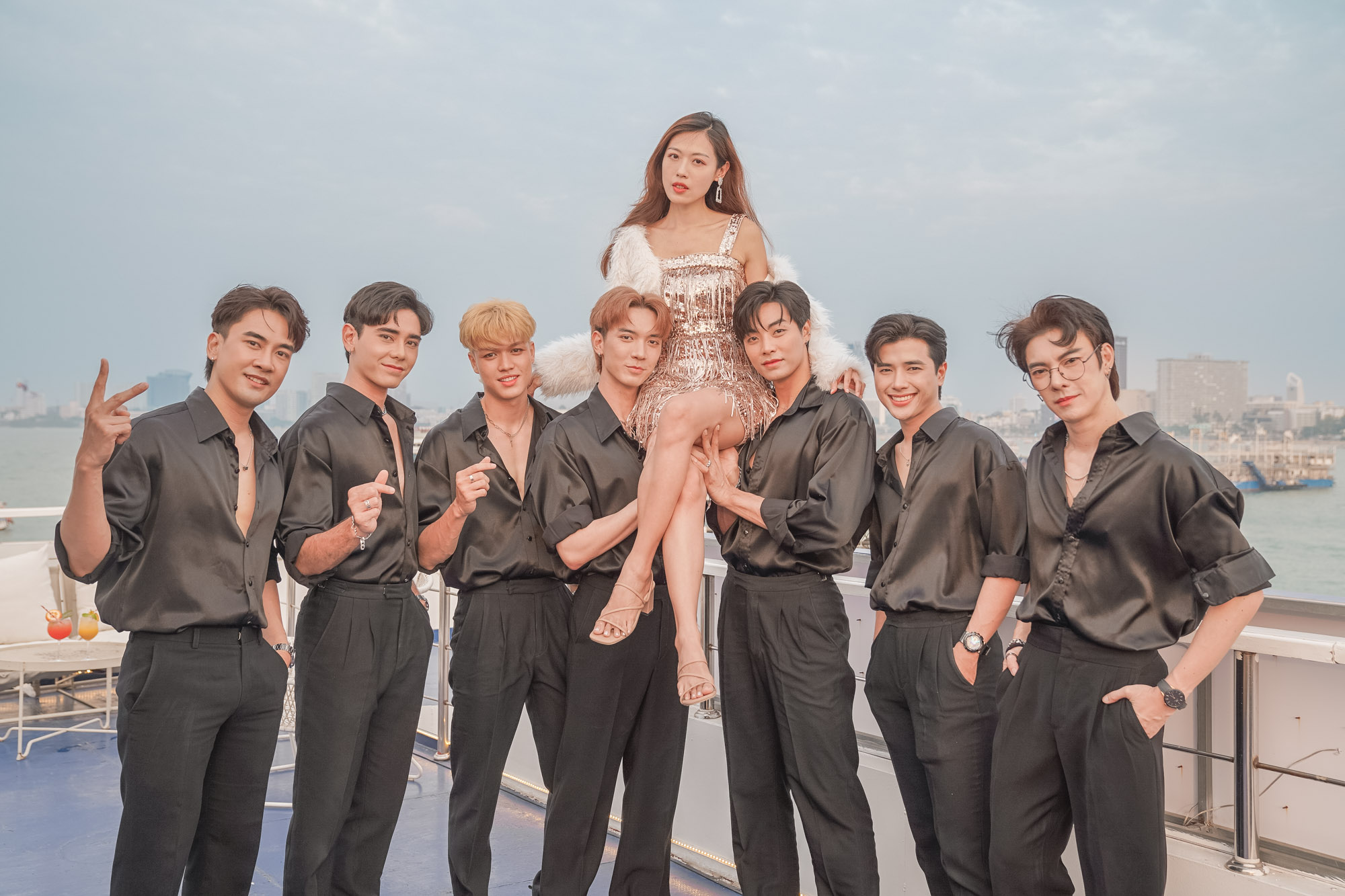 Ocean Sky Pattaya 芭達雅海洋天空郵輪晚宴：澎湃自助餐、優質人妖表演、芭達雅唯一帥氣猛男秀