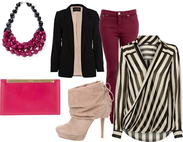 βαλτε το μπροστινο μέρος του πουκαμισου μέσα από το τζιν, ενώ αφήστε το υπόλοιπο έξω.