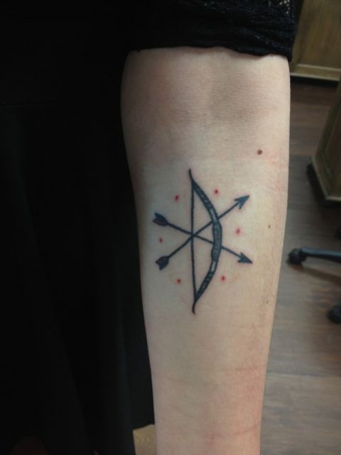 Tatuagem De Flecha: Significado, Variações E + De 60 Ideias E Fotos! 640_x_480_jpg