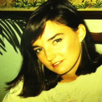 Not Jennie Garth, not Shannen Doherty — but some zip code in between.