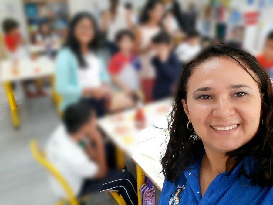 Grisel Flores, la maestra sorda que lucha por la inclusión e influye en la vida de sus estudiantes