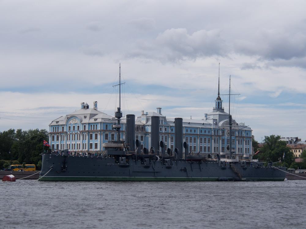 Huch! Da ist ja ein Schiff