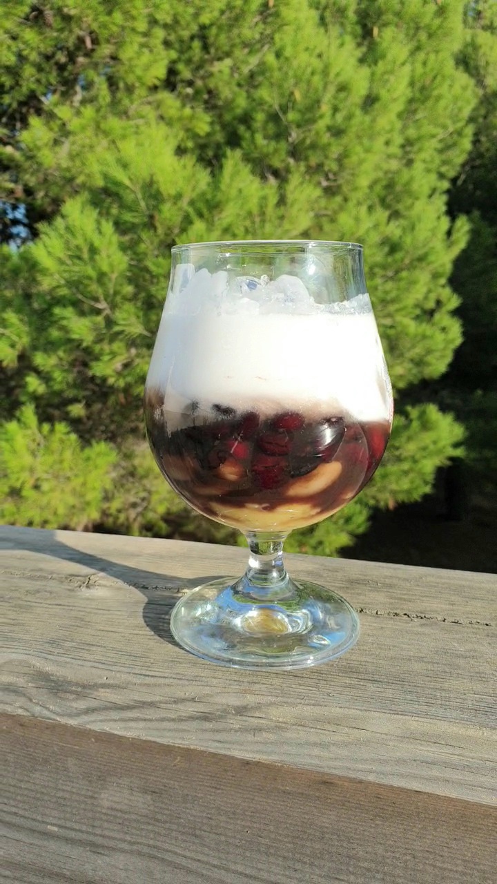 Dessert aux haricots et lait de coco - TuLinhDuong.com