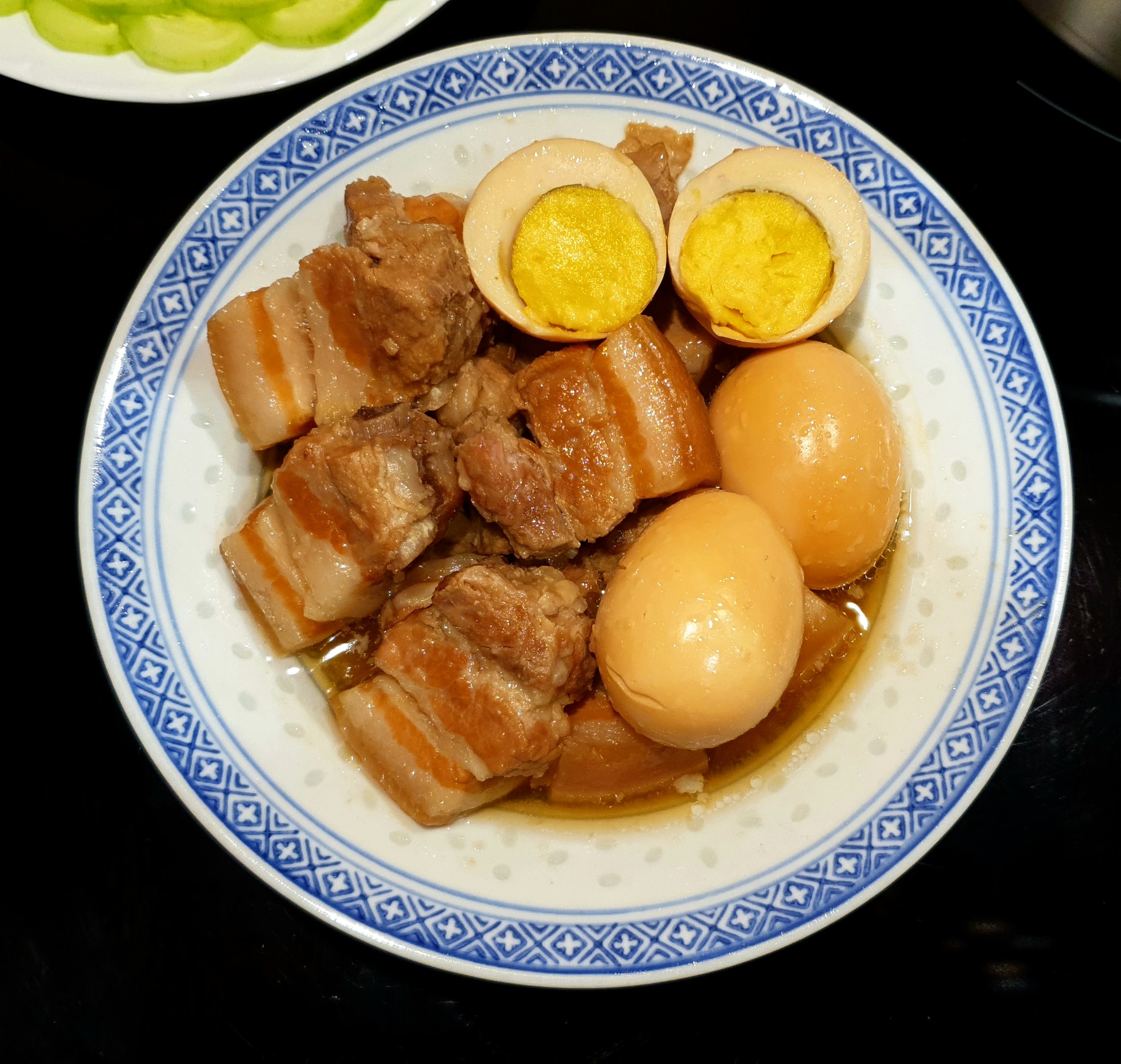 Porc au caramel et aux œufs | Thit Kho Trung - www.tulinhduong.com
