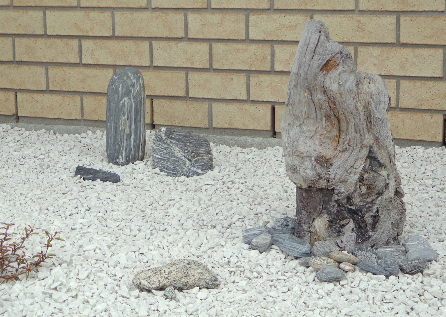 The schist stones have come from the valleys of the Fox and Franz Josef Glaciers in the South Island of New Zealand