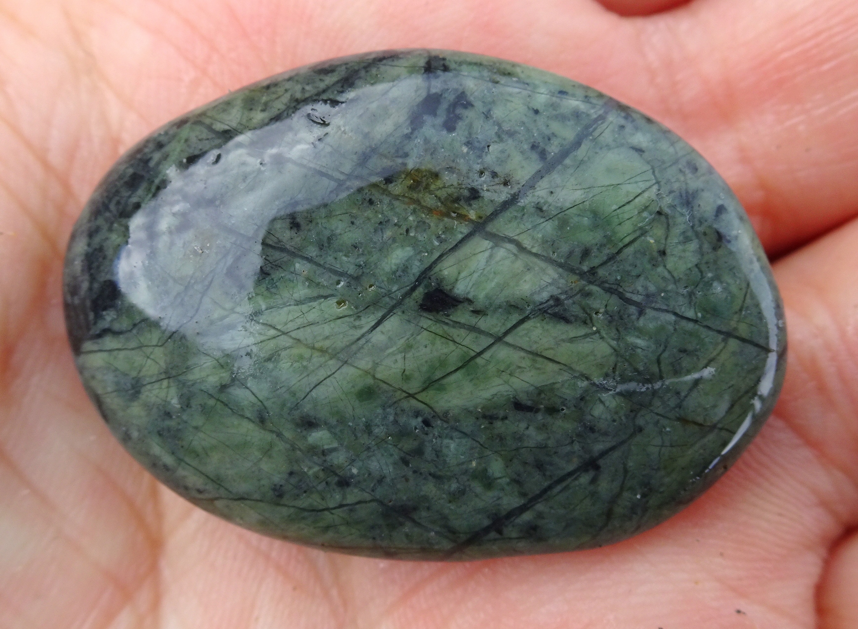 Today's favourite, a nice wee quartzite.