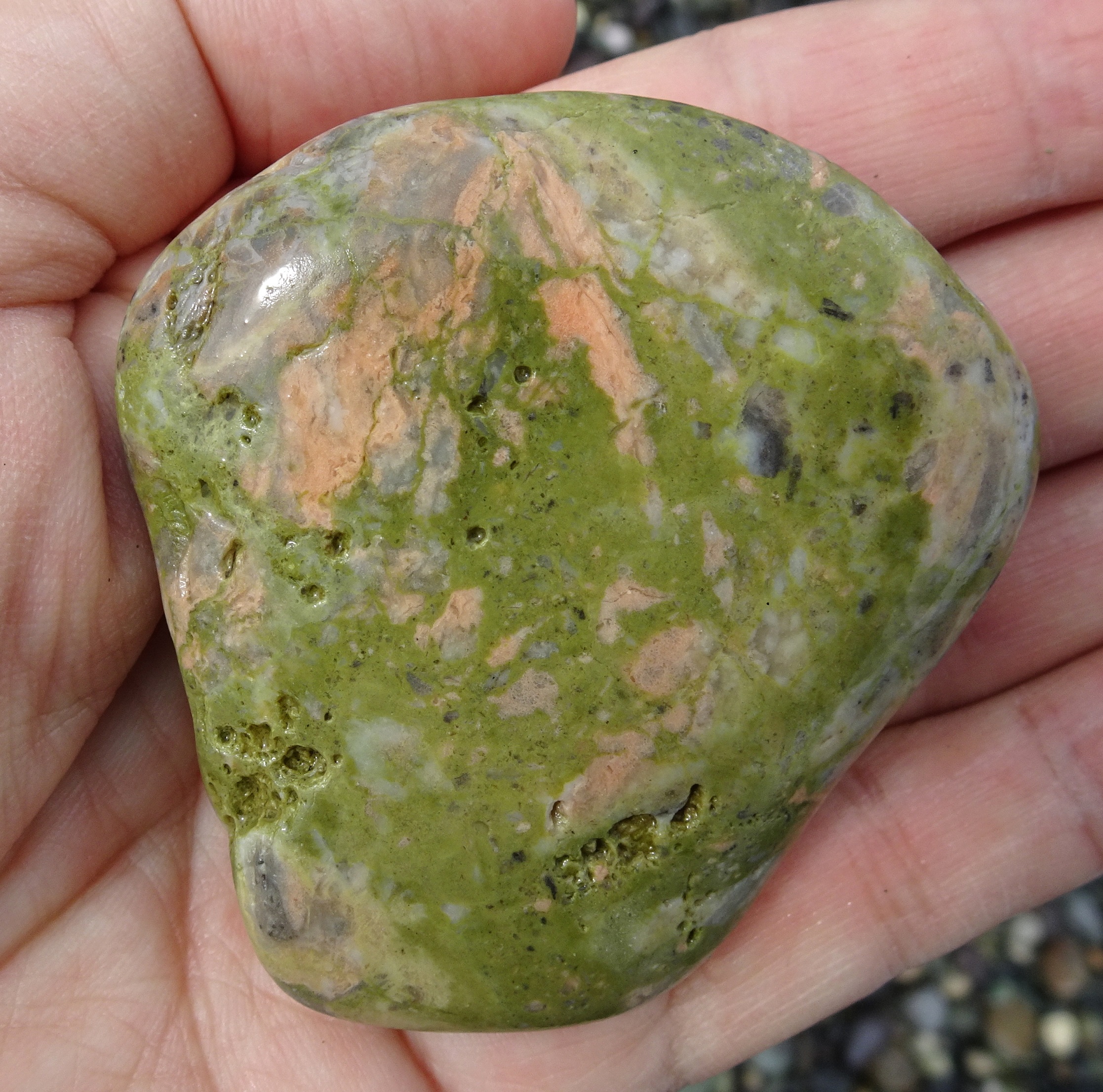 Another large stone, maybe difficult to tumble polish, but the mix of colours is fascinating.