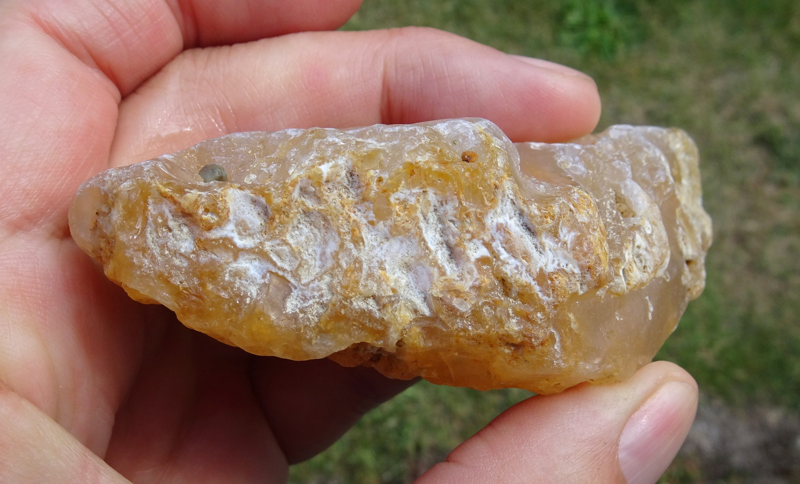 "Top" of seam chalcedony, dry.