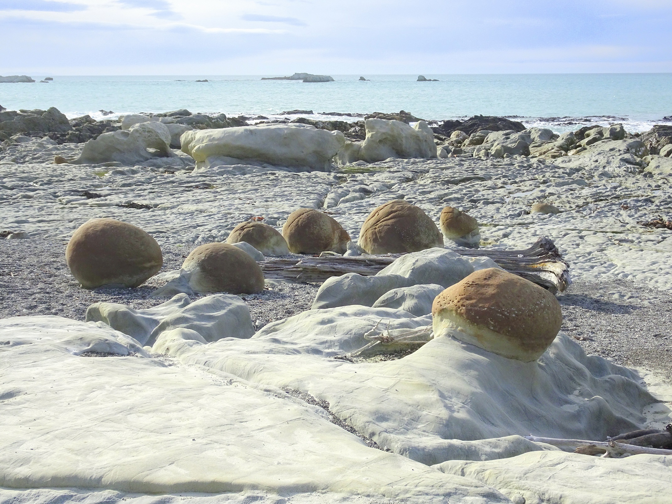 The Ward Beach boulders - photo taken during an earlier visit.