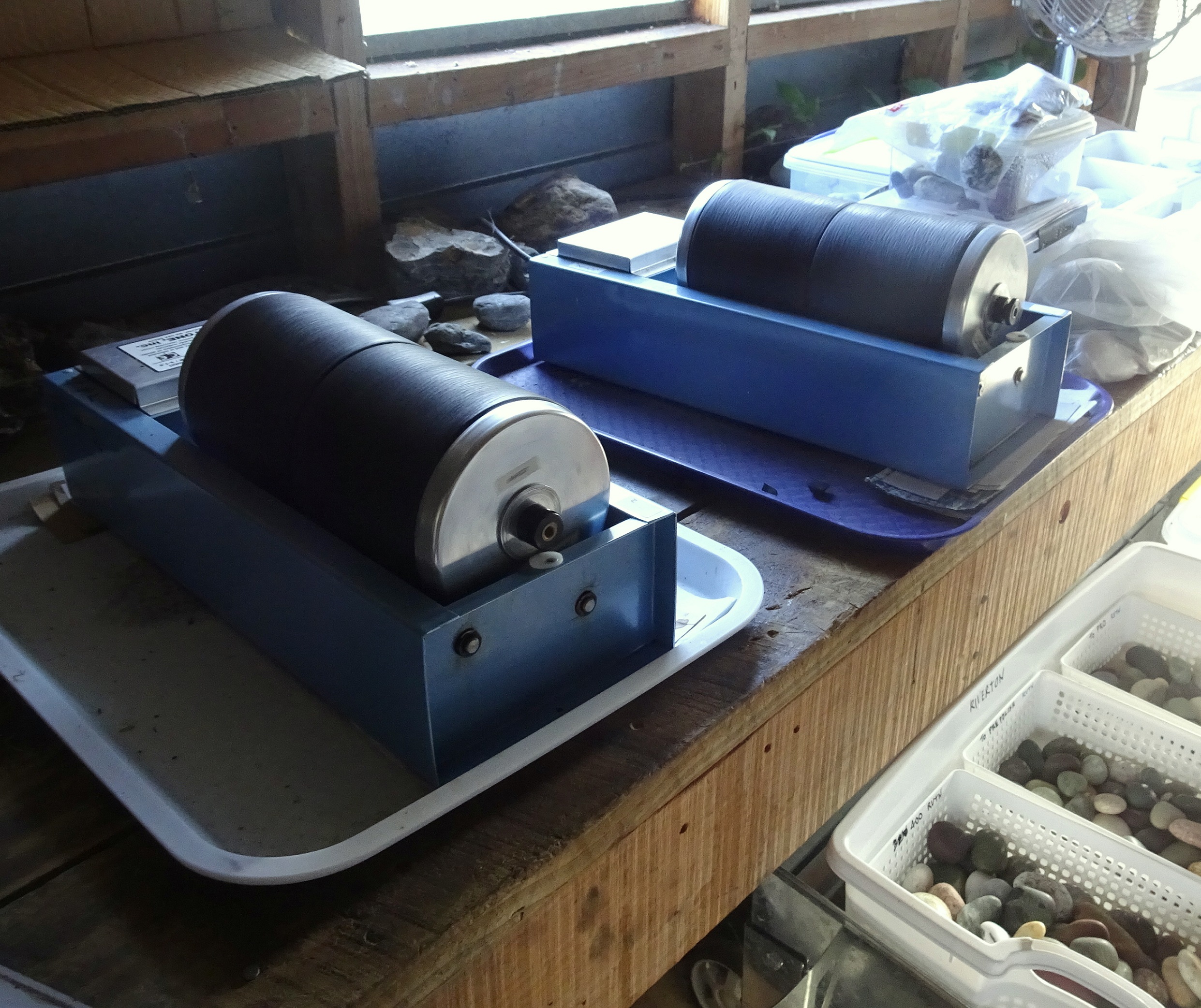 Four 3lb barrels tumbling.