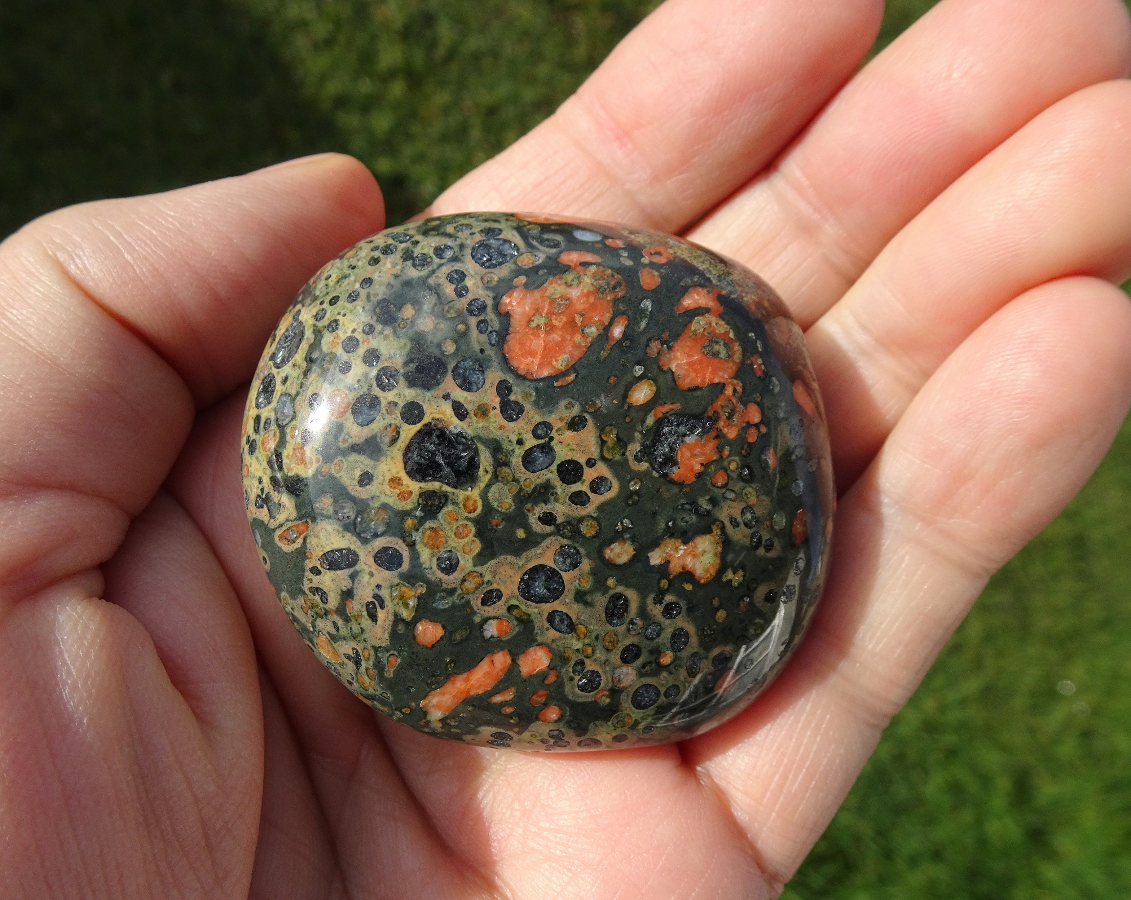 Stone 2, an amygdaloidal stone.
