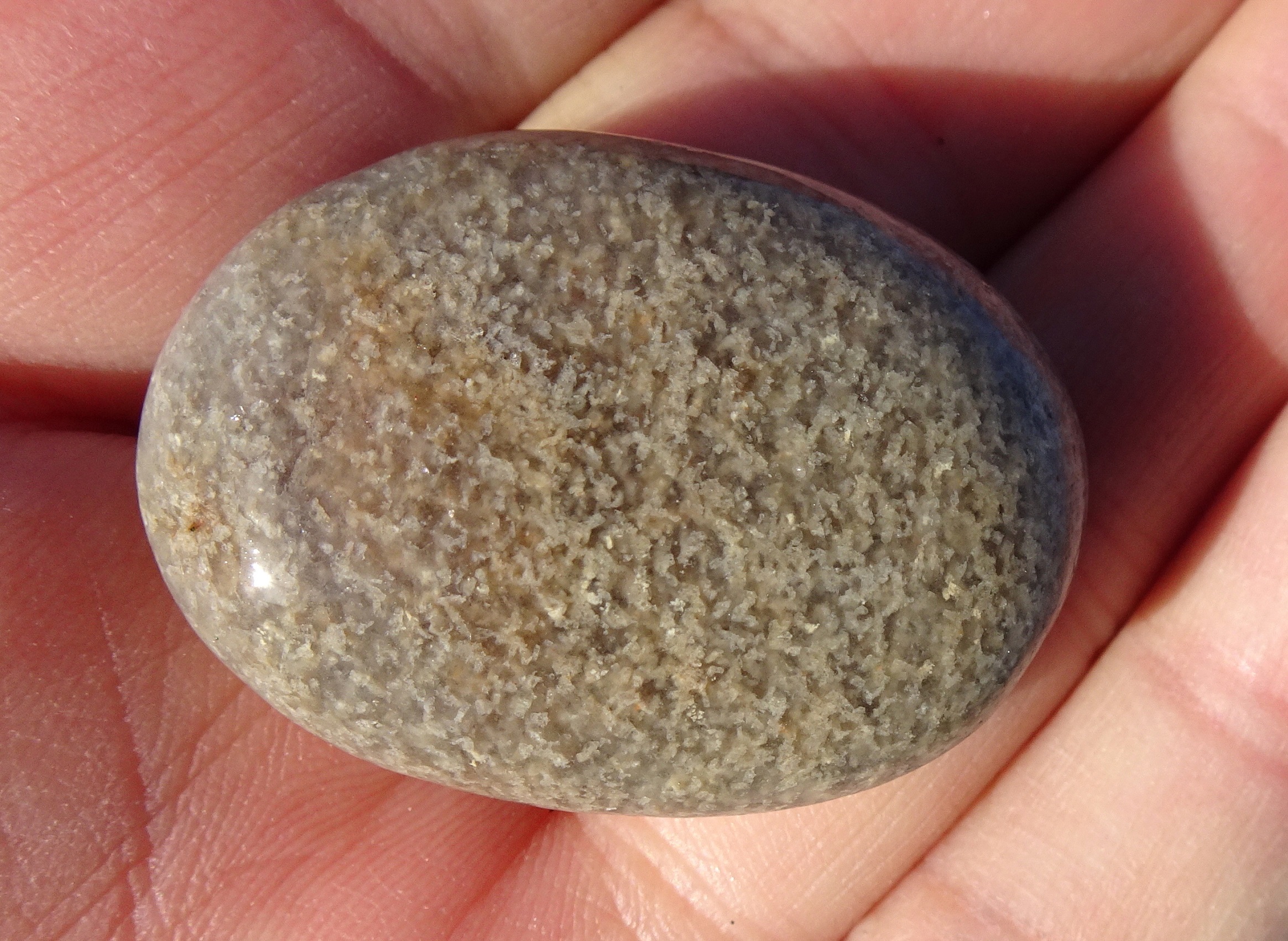 Perhaps a type of quartz?